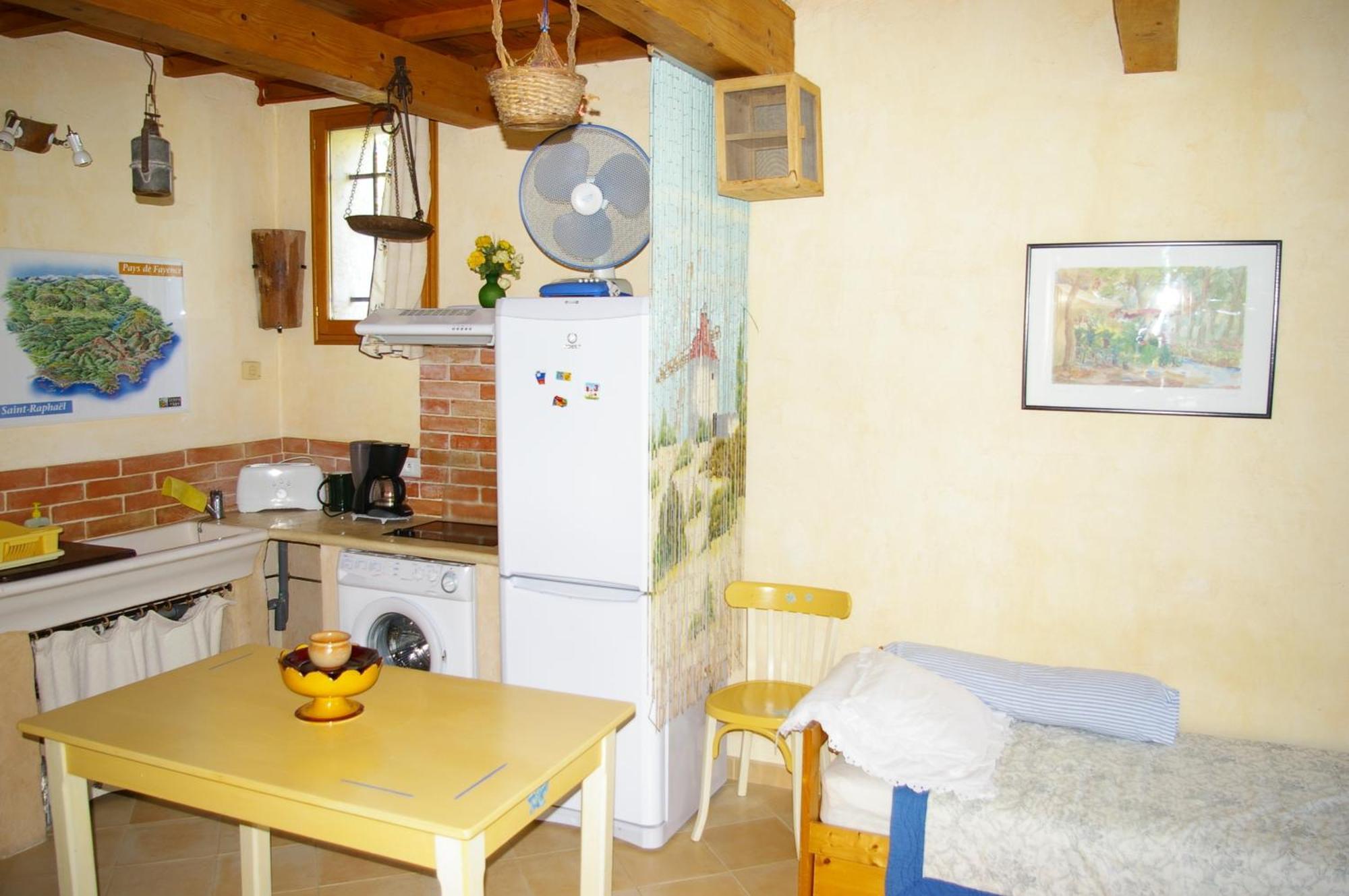 Gite La Paillote Montauroux Buitenkant foto
